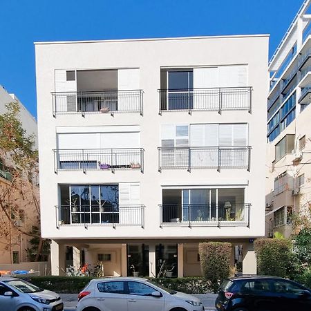 Bnb Israel Apartments - Harav Kook Lilas Tel Aviv Dış mekan fotoğraf