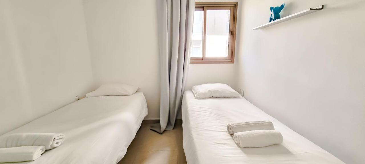 Bnb Israel Apartments - Harav Kook Lilas Tel Aviv Dış mekan fotoğraf