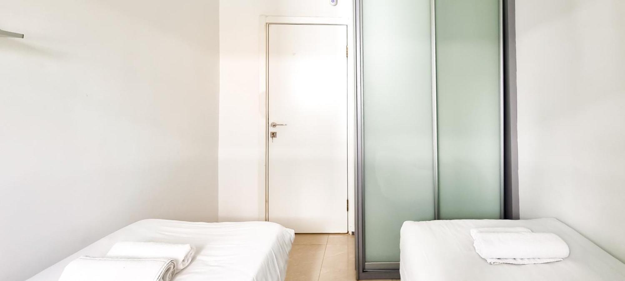 Bnb Israel Apartments - Harav Kook Lilas Tel Aviv Dış mekan fotoğraf