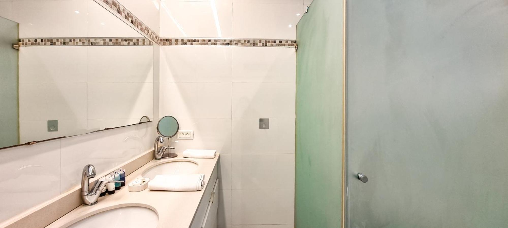 Bnb Israel Apartments - Harav Kook Lilas Tel Aviv Dış mekan fotoğraf